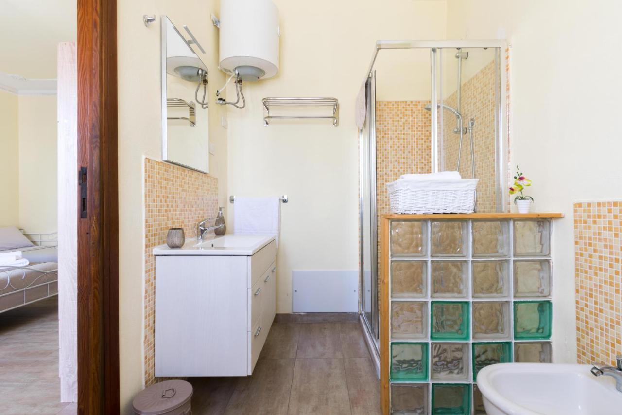 Passi Alterni Apartments Альгеро Экстерьер фото