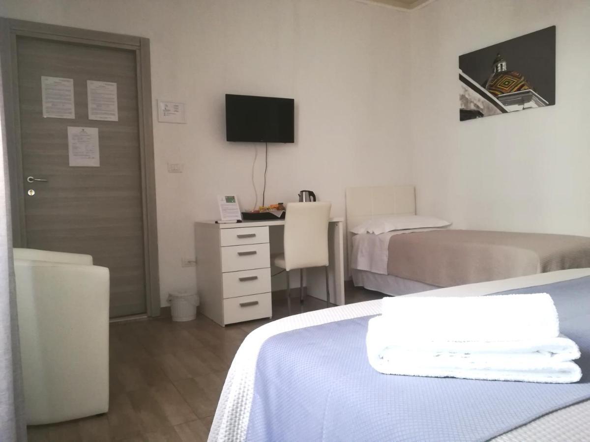 Passi Alterni Apartments Альгеро Экстерьер фото