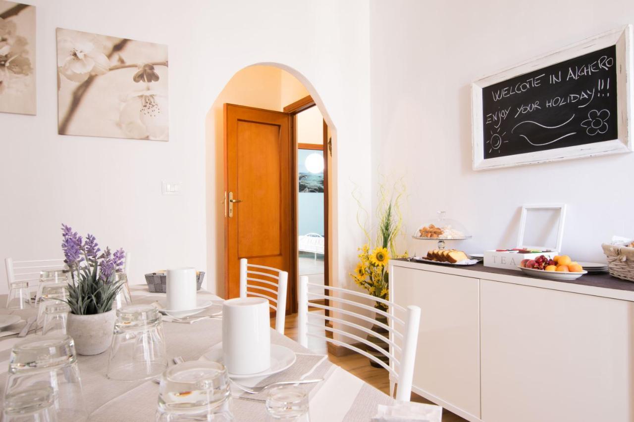 Passi Alterni Apartments Альгеро Экстерьер фото